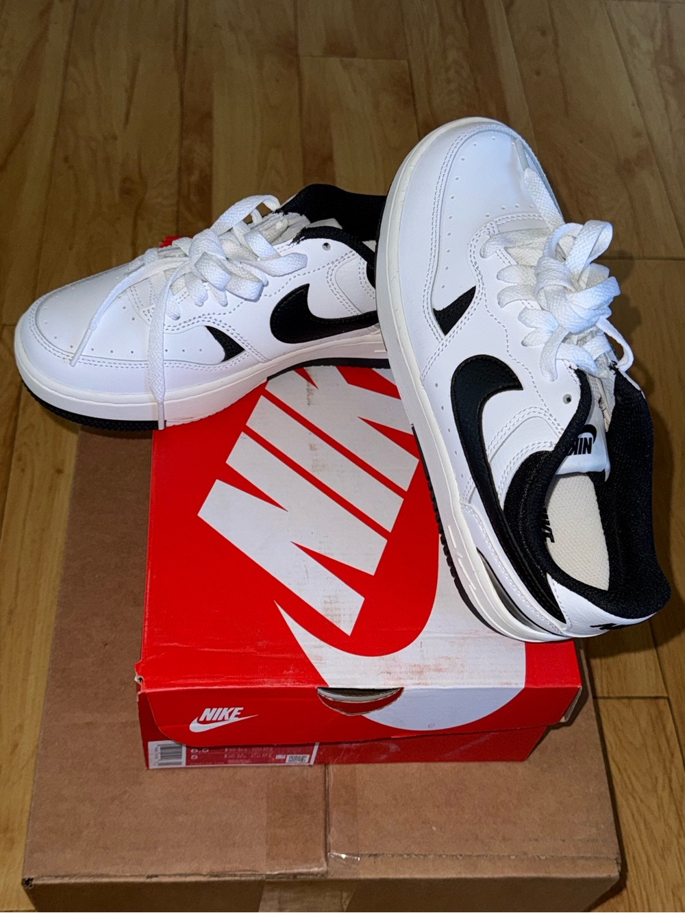 Nike Gamma Force Womens Shoes White Black Summit White Size 6.5